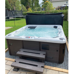 Canadian Spa Toronto Special Edition (10HP) 6 Person 44 Jet Hot Tub KH-10143