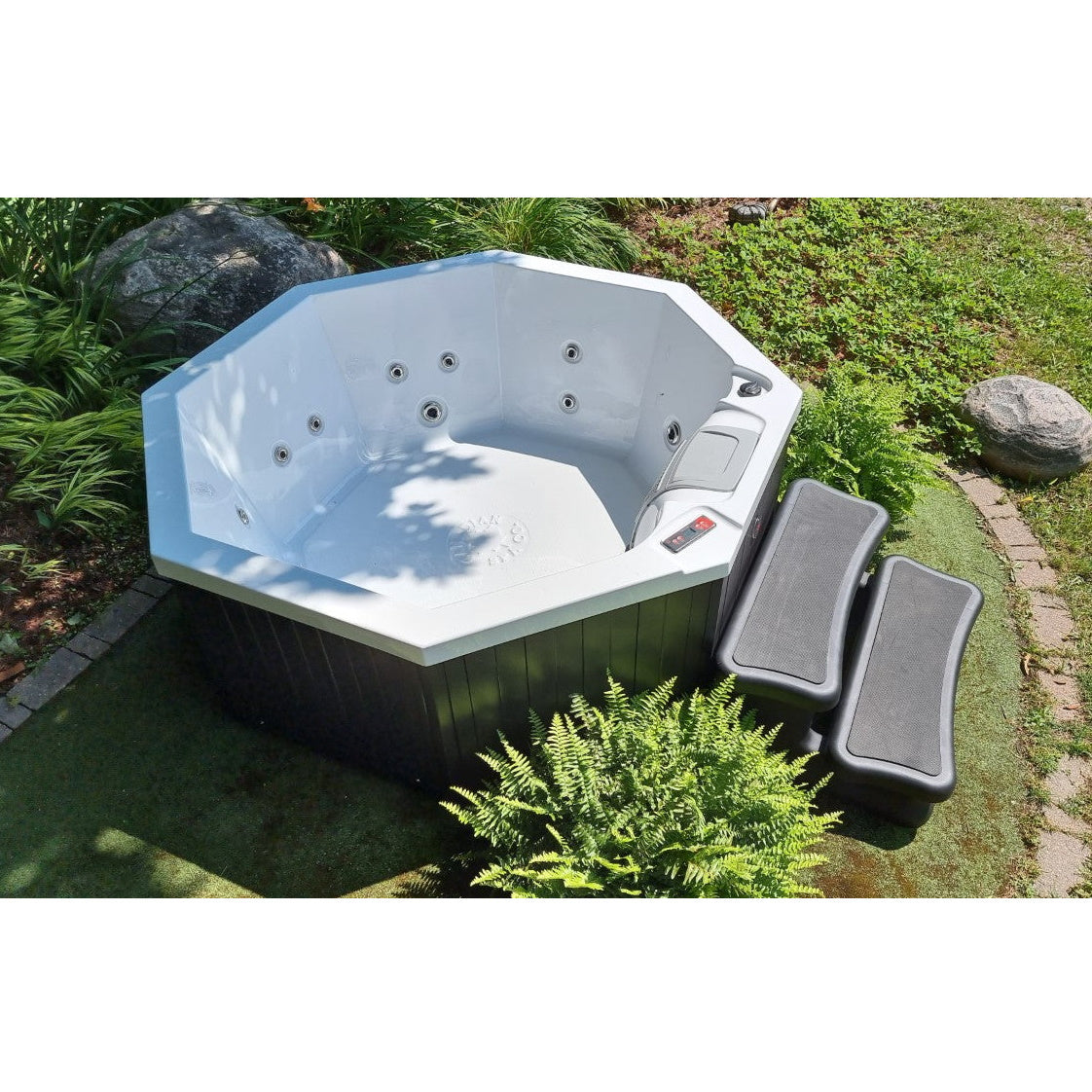 Canadian Spa Muskoka 5-Person 14-Jet Portable Plug & Play Hot Tub KH-10096