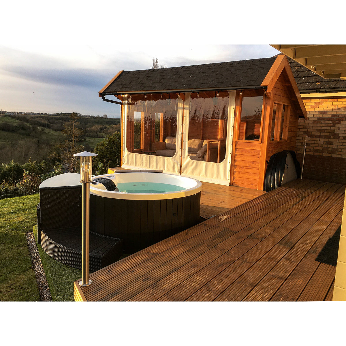 Canadian Spa Okanagan 4-Person 10-Jet Portable Hot Tub KH-10083