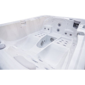 Luxury Spas Largo 3 Person Spa M-02