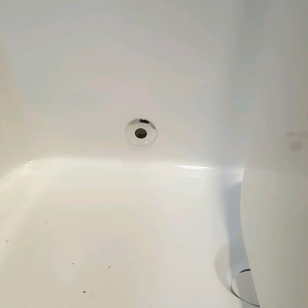 Vibration jets with microbubbles - vital hydrotherapy