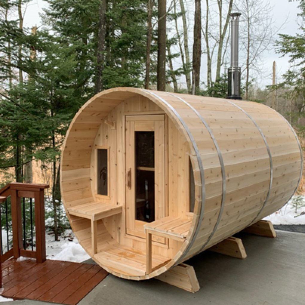 Dundalk CT Tranquility Barrel Sauna CTC2345W - Front Porch with 2 windows - with Aluminum Bands - isometric view - Vital Hydrotherapy